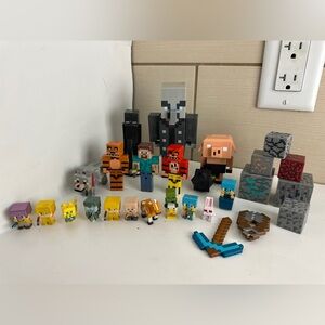 Minecraft Mini Figures Lot Steve Enderman FNAF Vindicator Piglin Runt Wolf
